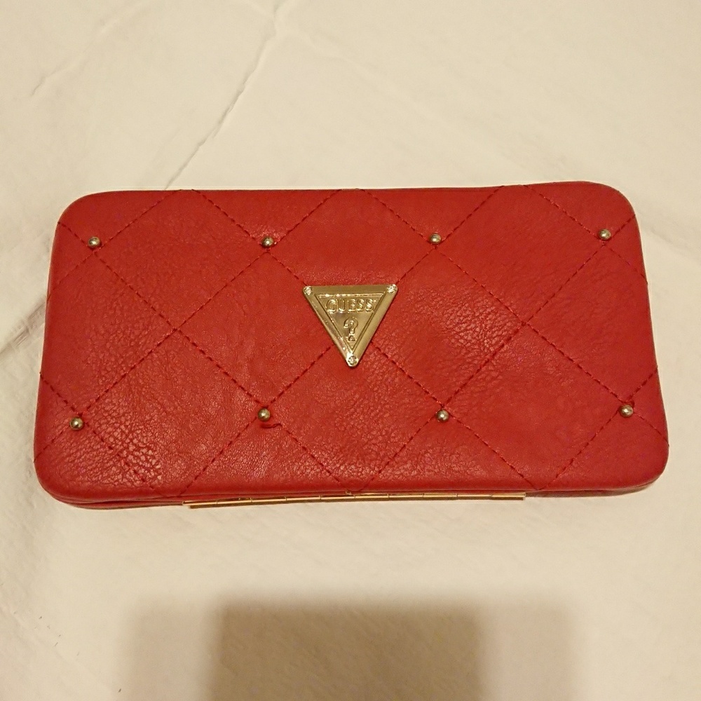 Guess Wallet